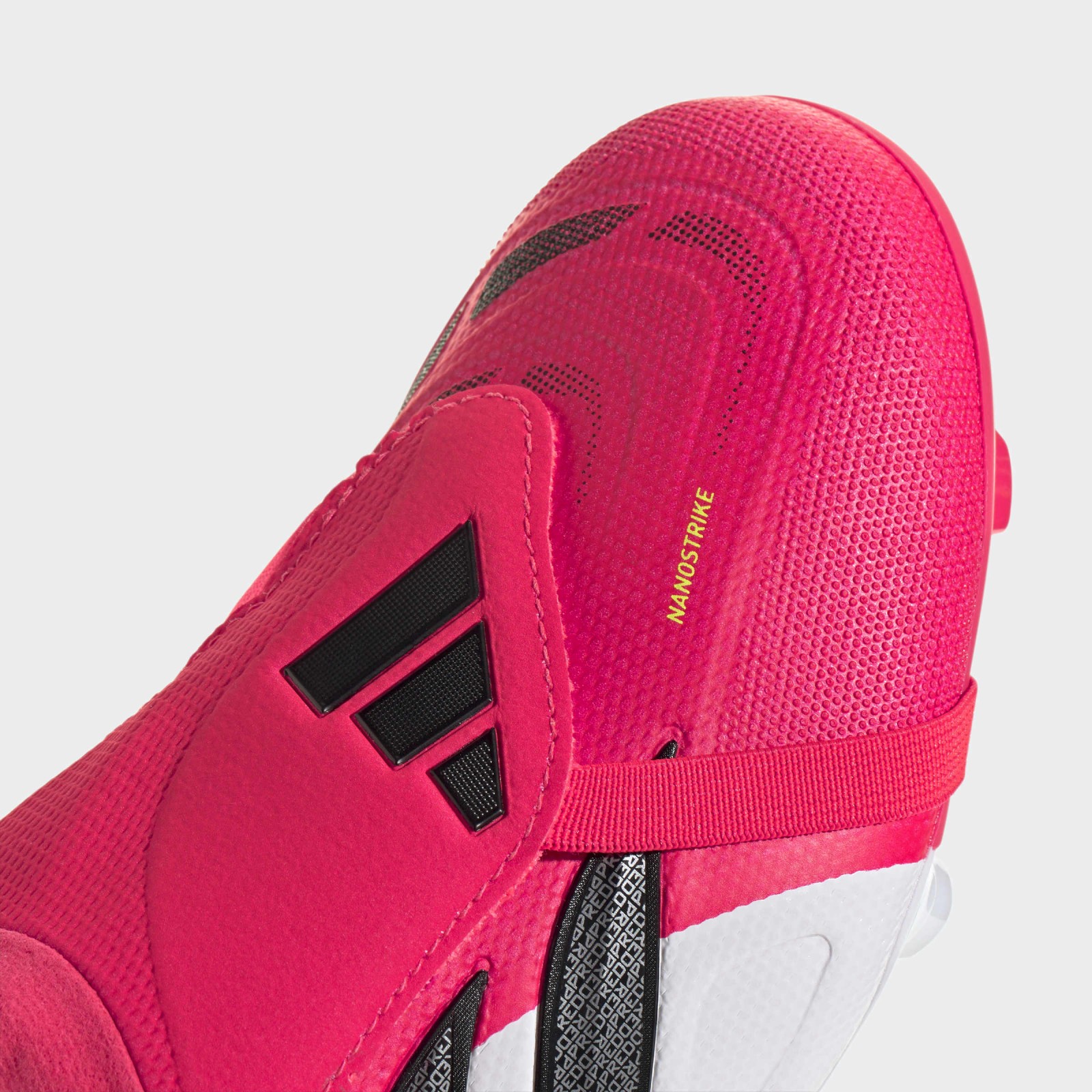 adidas PREDATOR LEAGUE FT FG 44 2/3.
