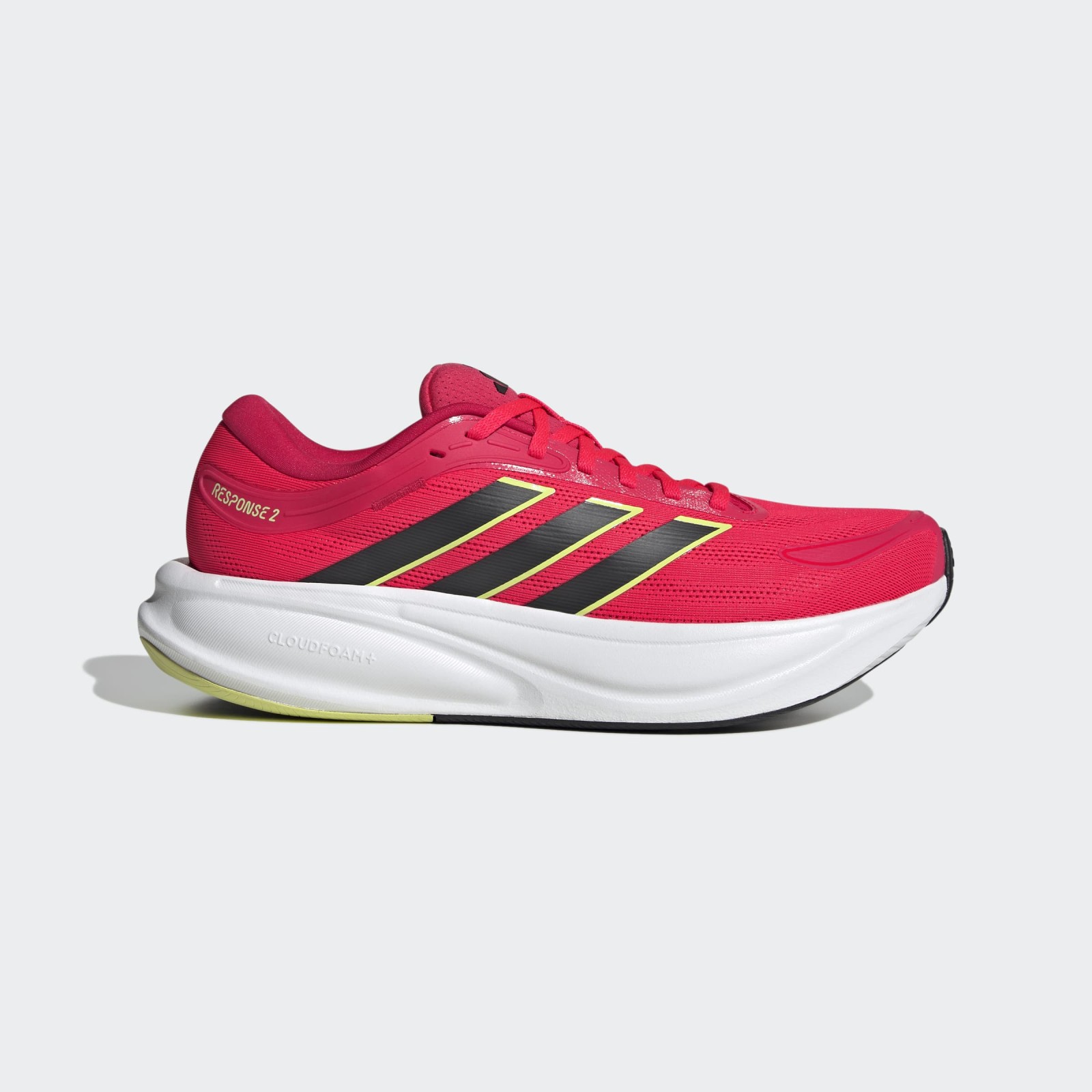 adidas RESPONSE 2 M SHOES 46. adidas Response Runner 2 - Každý kilometer s ľahkosťou Vzdali ste sa behu? Potom sú tieto topánky pre vás. Topánky adidas Response Runner 2 ponúkajú pohodlie, podporu a štýl - či už ladíte formu na preteky, alebo si len idete zabehať. Ľahký zvršok zo sieťoviny dýcha spolu s vami a medzipodrážka Cloudfoam vám poskytne mäkký dotyk od prvého kroku. Výhody  Odpruženie Cloudfoam - mimoriadne mäkký a pohodlný krok. Priedušný zvršok zo sieťoviny - sviežosť aj pri dlhších behoch. Vložka OrthoLite - pohodlie a optimálna klíma pre chodidlo. Odolná gumová podrážka - spoľahlivá trakcia na rôznych povrchoch. Čiastočne recyklované materiály - beh s ohľadom na planétu.   Response Runner 2 - obuv, ktorá vás podrží na štarte aj v cieli.Horná Sieťovina. Je taká ľahká, že ani nebudete vedieť, že ju máte na sebe. A okrem toho vám poskytne potrebnú oporu presne tam, kde ju potrebujete.Medzipodošva - EVA  Základná technológia používaná u väčšiny modelov tenisiek, ktorá sa vyznačuje dobrou tlmivosťou a responzivitou. Čo sa týchto dvoch vlastností týka, existujú lepšie technológie s väčším tlmením a návratom energie. EVA (alebo tiež Ethylenvinylacetát) je ale oproti nim cenovo dostupnejšia a často vhodnejšia. Nie vždy totiž potrebuješ tú najmäkšiu topánku.Medzipodošva - Cloudfoam  Kto nevyskúšal, nepochopí. Pena Cloudfoam sa vyznačuje vynikajúcou tlmiacou schopnosťou a ľahkosťou. Tenisky sú tak extrémne pohodlné, pružné a skoro nič nevážia.Podrážka - guma  S gumovou podrážkou sa proste nedá nič pokaziť. Dlho vydrží, ľahko sa čistí a má skvelú trakciu.Výstelka - OrthoLite®  Kombináciou špecifickej peny a vystuženia EVA na päte vzniká veľmi ľahká vložka, ktorá zaistí svieže, suché, zdravšie a hlavne pohodlnejšie prostredie v tvojich topánkach. Nestráca používaním na svojej kvalite, dajú sa pohodlne prať a sú vyrábané z recyklovaných pneumatík.