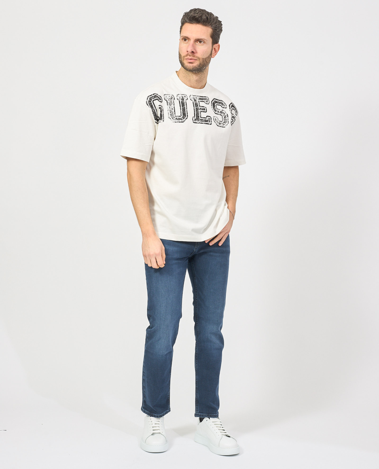 E-shop Guess Bugler CN T-shirt
