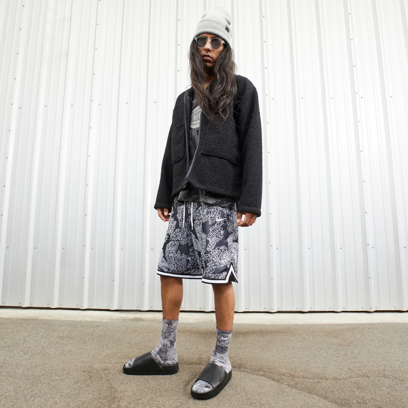 Nike Calm Men Slides 41.