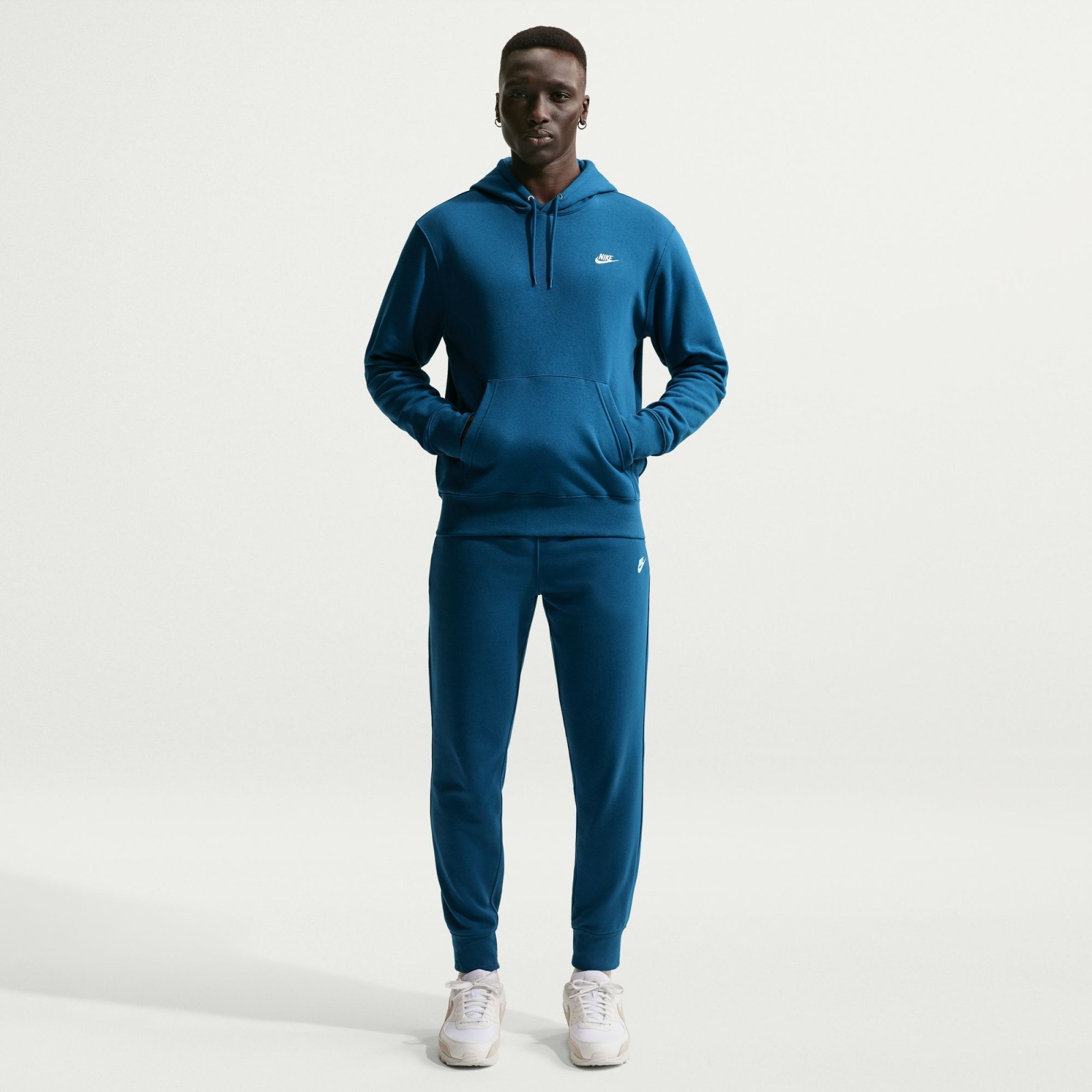 E-shop Nike Club Mens Pullover Fleece Hoodie