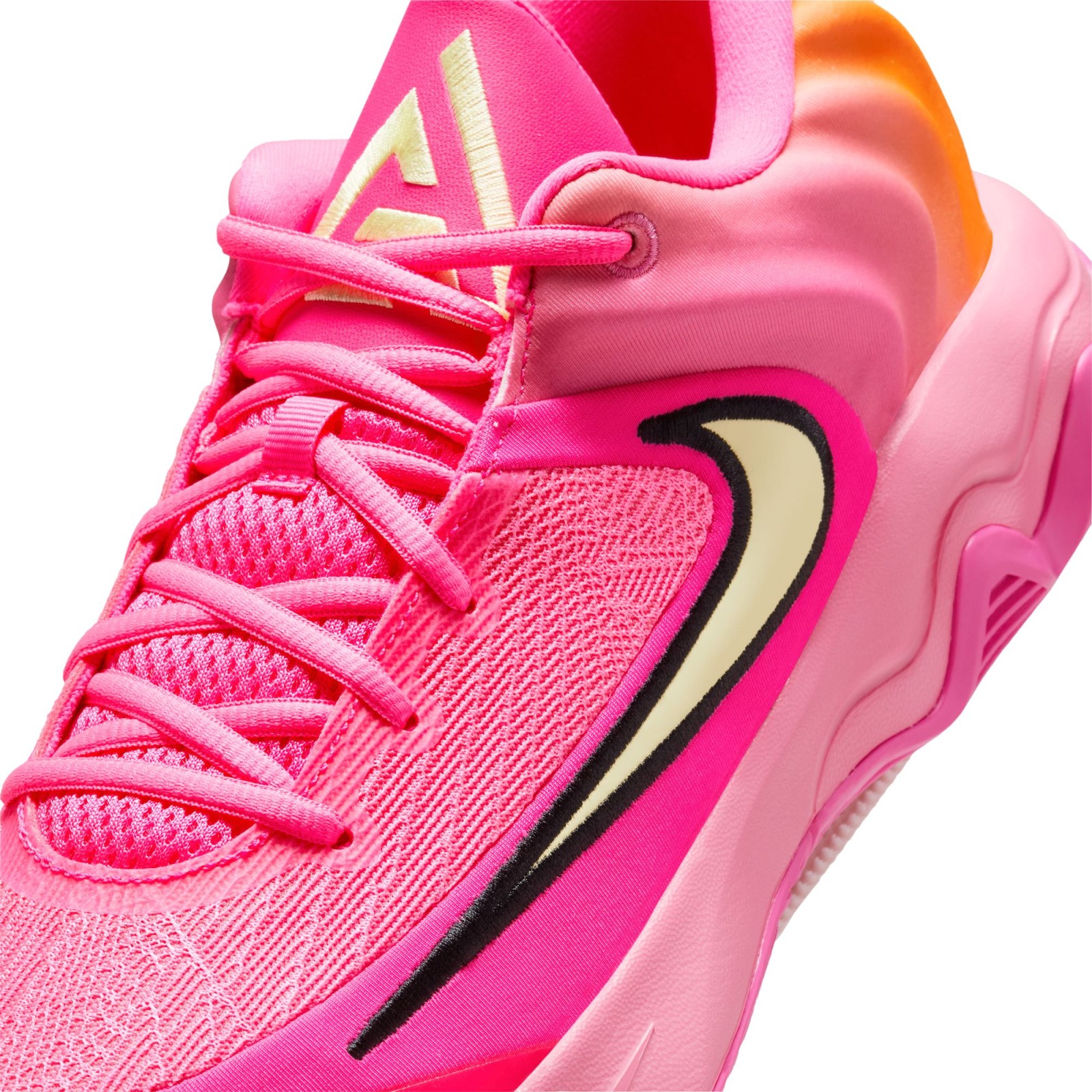 Nike Giannis Immortality 4 Basketball Shoes 42.