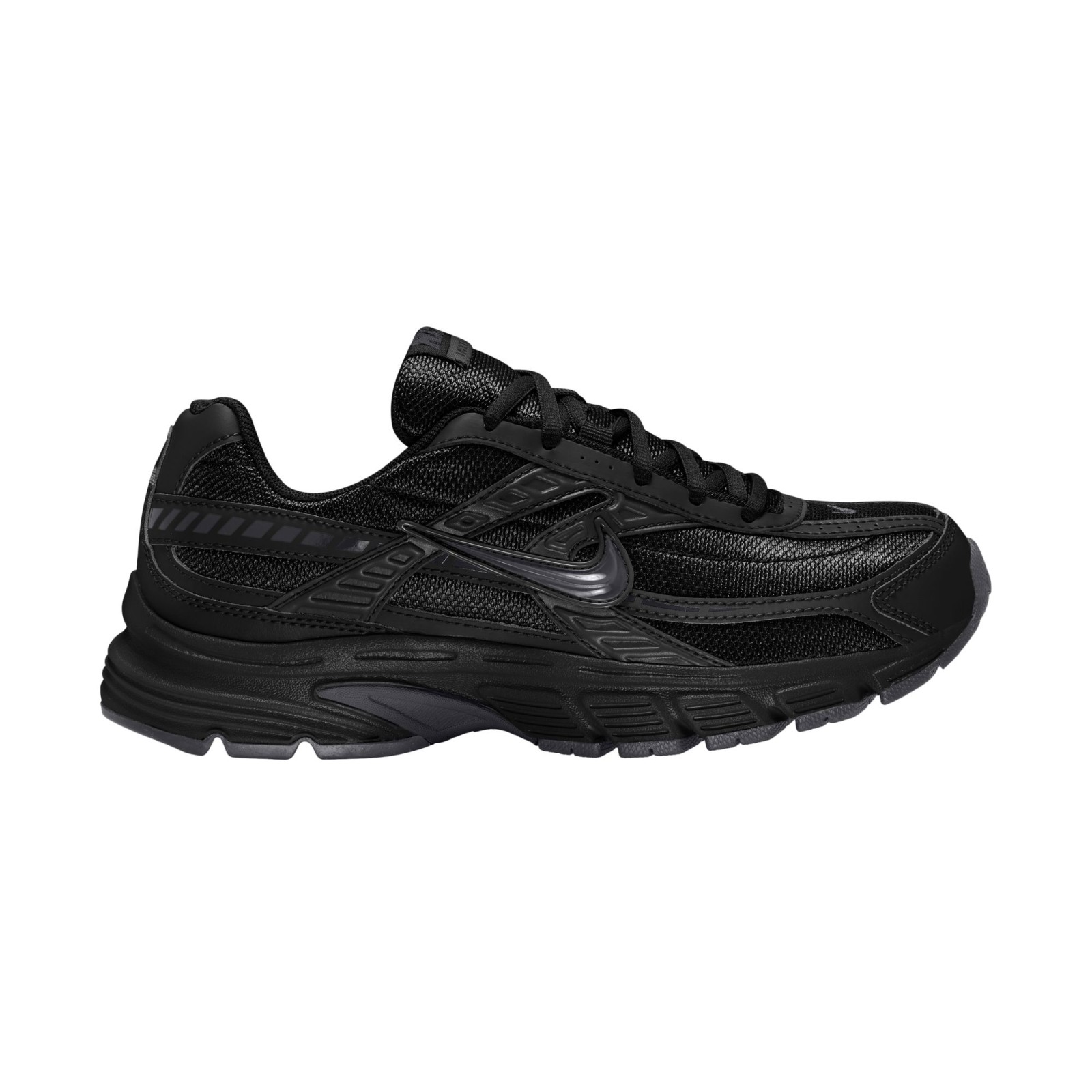 Nike Initiator 42. Nike Initiator: Pohodlie a podpora na každom kroku S topánkami Nike Initiator si môžeš užívať pohodlnú podporu pri každom behu. Priedušný zvršok a mäkké odpruženie ti dodajú sebavedomie pri každom kroku. Výhody  Podporné prekrytia pomáhajú udržať nohu na svojom mieste Mäkká podšívka zvyšuje komfort Penová medzipodrážka poskytuje mäkké odpruženie Flexné drážky v podrážke umožňujú voľný pohyb  Priprav sa na pohodlný beh s Nike Initiator!Vrch - textília a syntetika  Ponúka výhodný pomer priedušnosti a odolnosti. Textília je dobre priedušná, ale zároveň ponúka zvýšenú odolnosť proti oderu a vplyvom. Je navyše na strategických miestach spevnená syntetickými prekryvmi, ktoré topánku spevňujú, robia ju odolnejšou a chránia tvoje nohy.Medzipodrážka  Penová medzipodrážka je ako vankúš pre vaše nohy - mäkká, pružná a pripravená tlmiť akýkoľvek náraz. Vďaka nej sa budete cítiť, akoby ste bežali na obláčiku, aj keď asfalt pod nohami nie je práve najjemnejší. Navyše vracia energiu, takže vás pri každom kroku trochu nakopne vpred!Podrážka - guma  S gumovou podrážkou sa proste nedá nič pokaziť. Dlho vydrží, ľahko sa čistí a má skvelú trakciu.