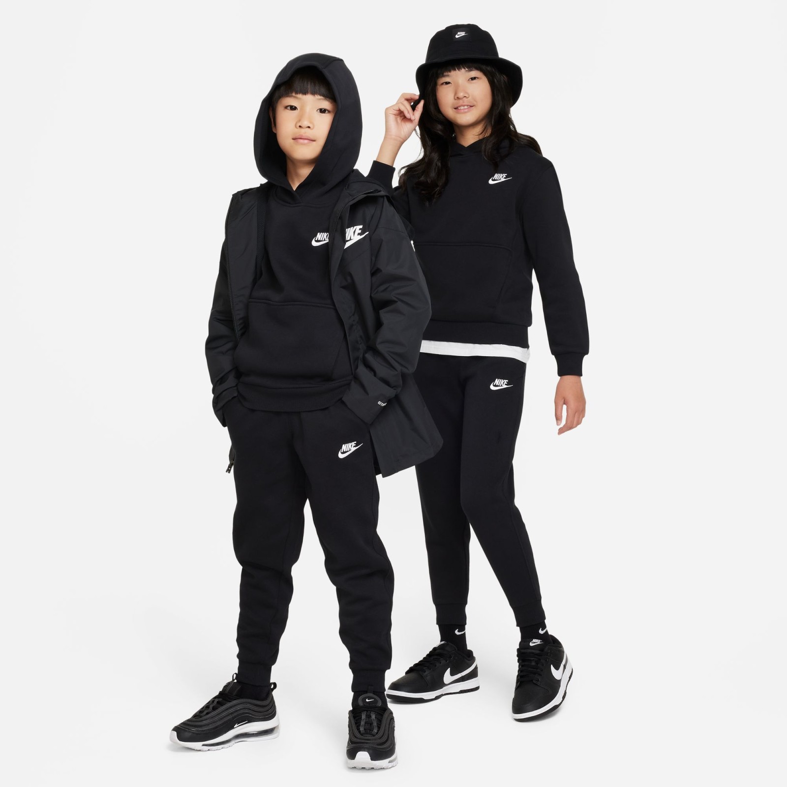 Nike Sportswear Club Fleece XL.