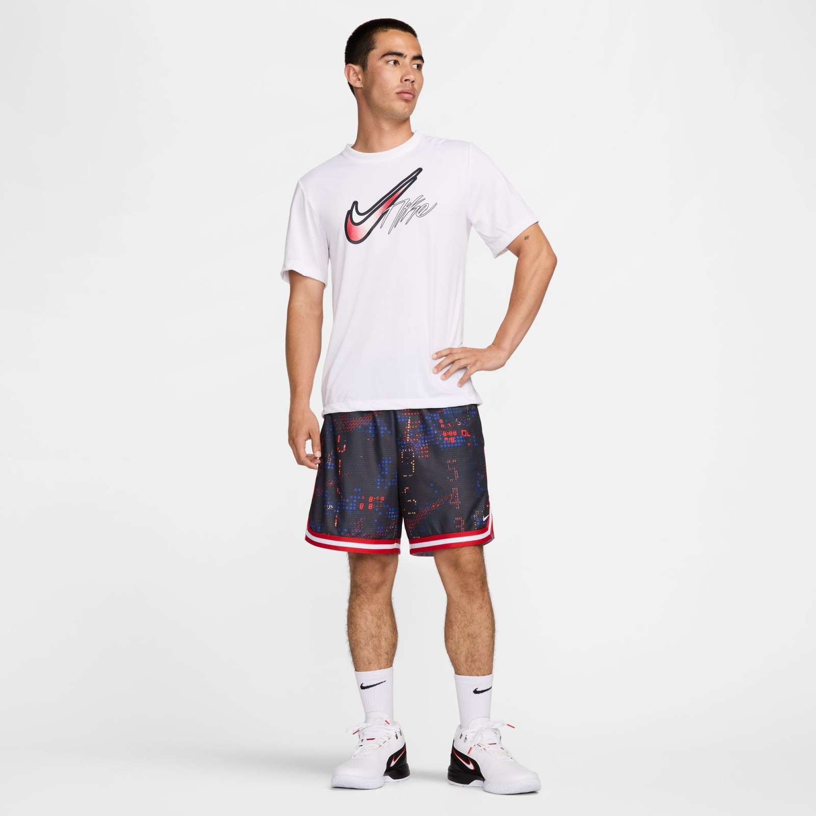 Nike Men 2XL.