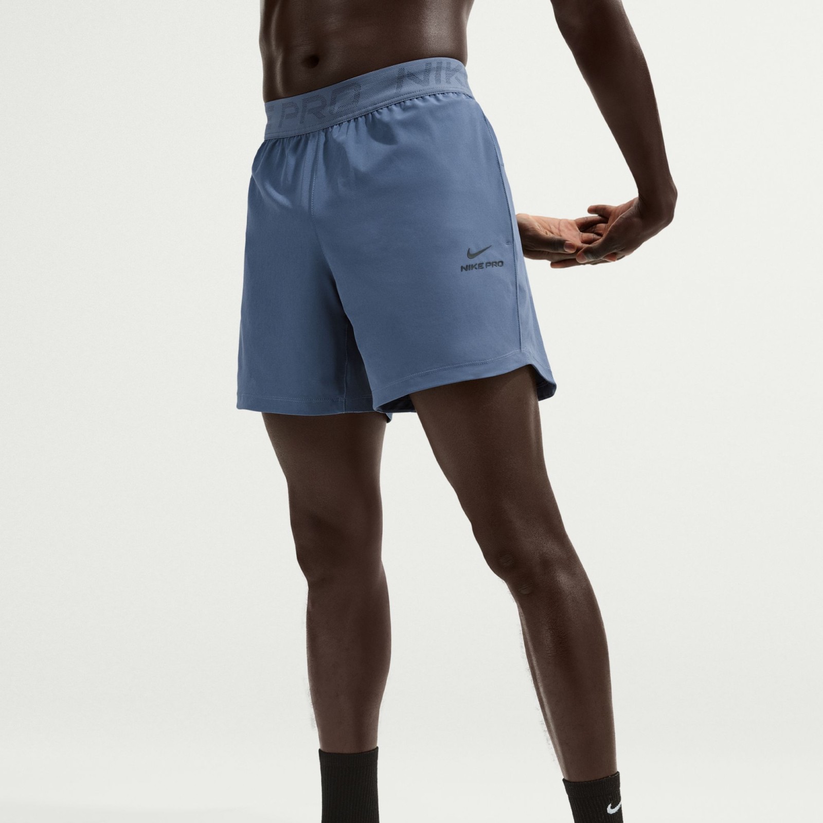 Nike Pro Training Mens Dri-FIT 6 Shorts M.
