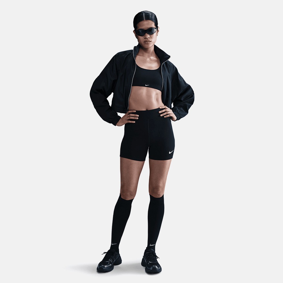 Nike Sportswear Classic XL.