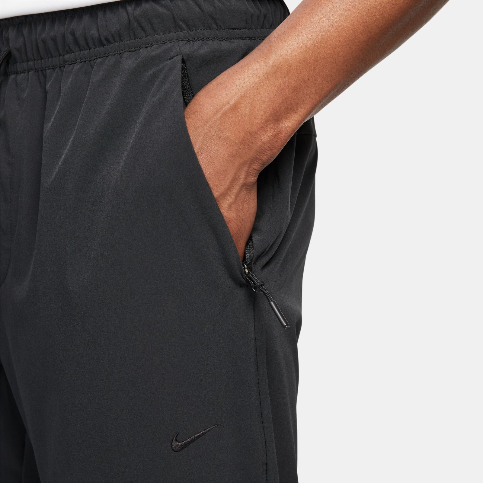 Nike Unlimited Mens Dri-FIT Zippered Cuff Versatile Pants M.