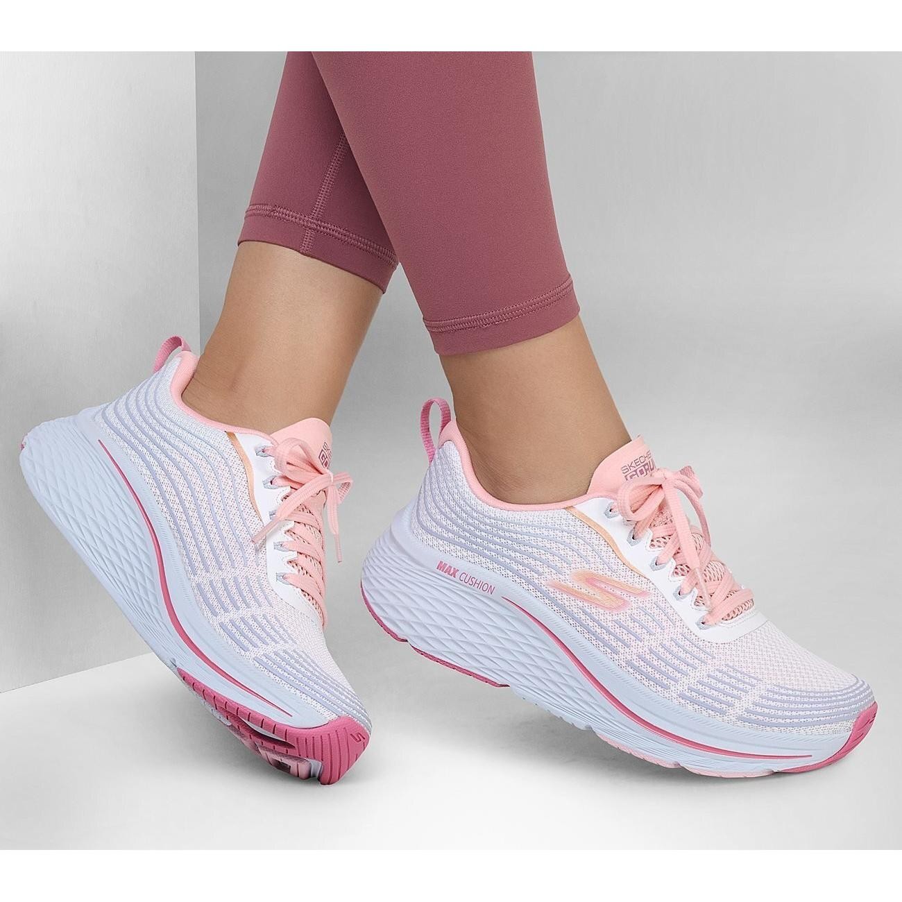 Skechers Max Cushioning Elite 2.0 - AL 39,5.