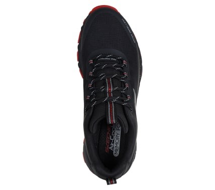 Skechers max protect-promote track 42.
