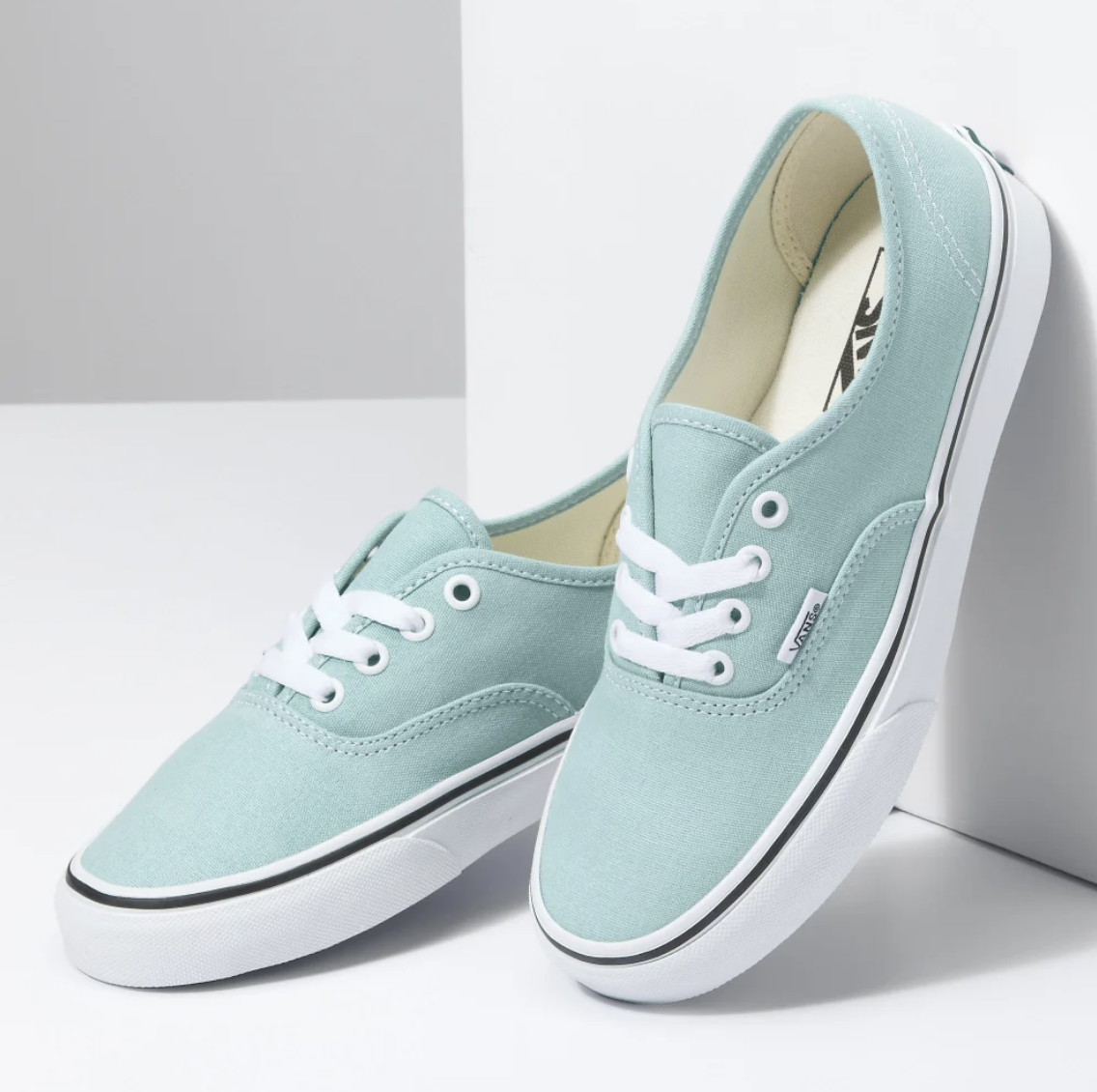 Vans Authentic 35.