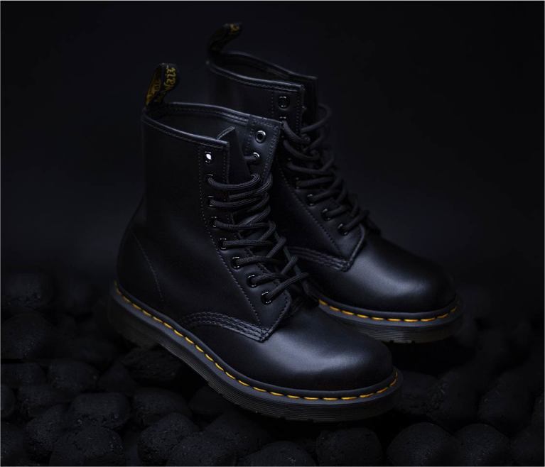 Dr.Martens<br>get ready for winter</br>