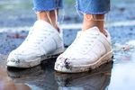 Ako vyčistiť biele topánky