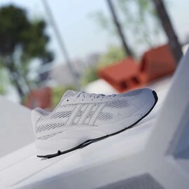 adidas TECHNOCHAOS 2000