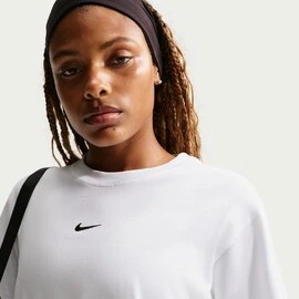 Nike Sportswear Classic