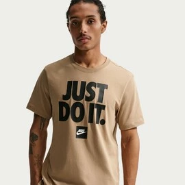 Nike Sportswear Tee